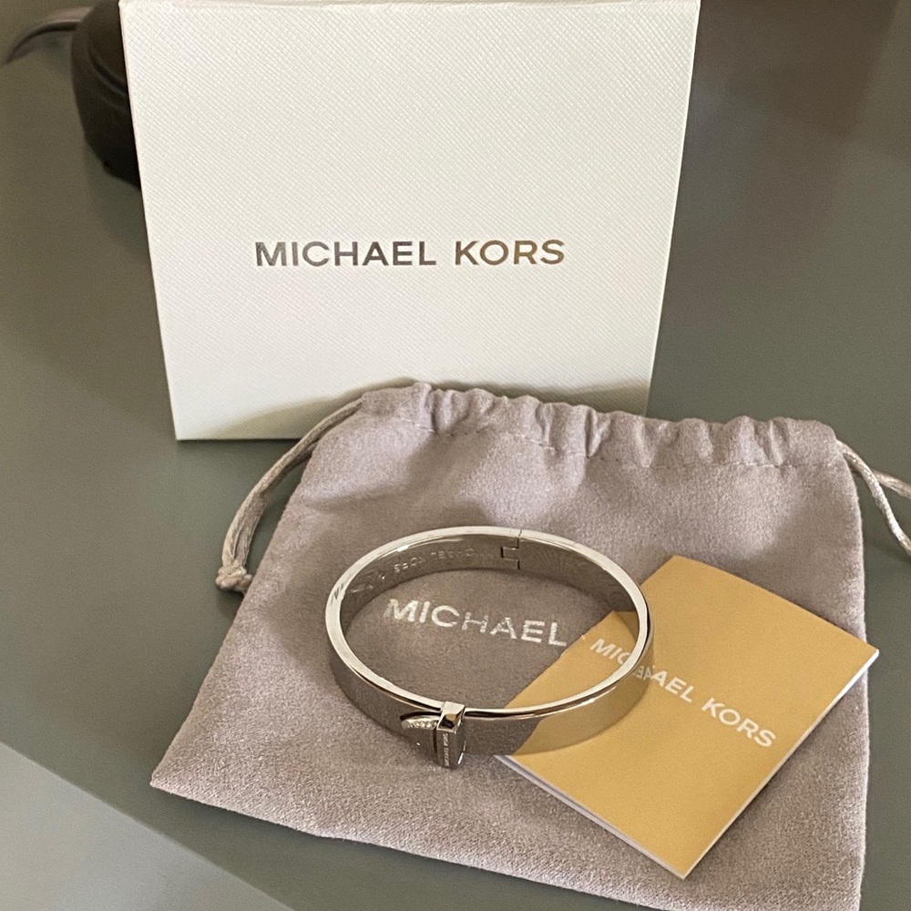 Michael Kors bangle